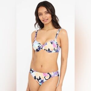 Floral sunseeker Bikini size XS Swimwear
